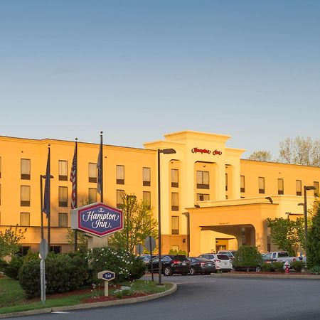 Hampton By Hilton Brattleboro Hotel Exterior photo