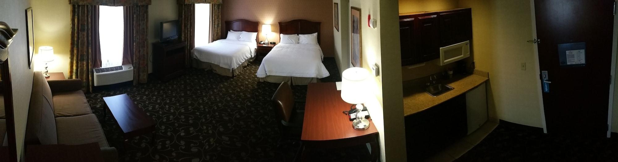 Hampton By Hilton Brattleboro Hotel Exterior photo