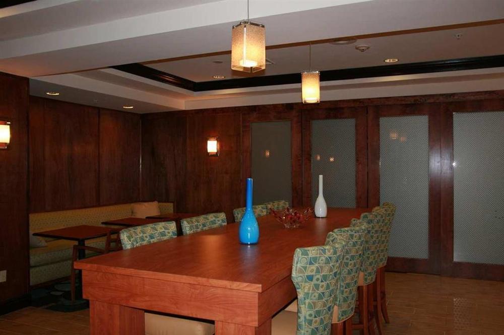 Hampton By Hilton Brattleboro Hotel Facilities photo