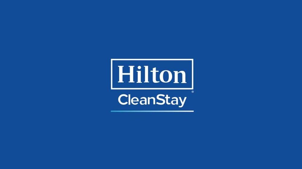 Hampton By Hilton Brattleboro Hotel Exterior photo