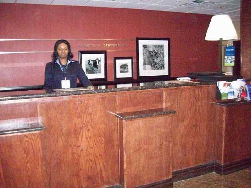 Hampton By Hilton Brattleboro Hotel Interior photo